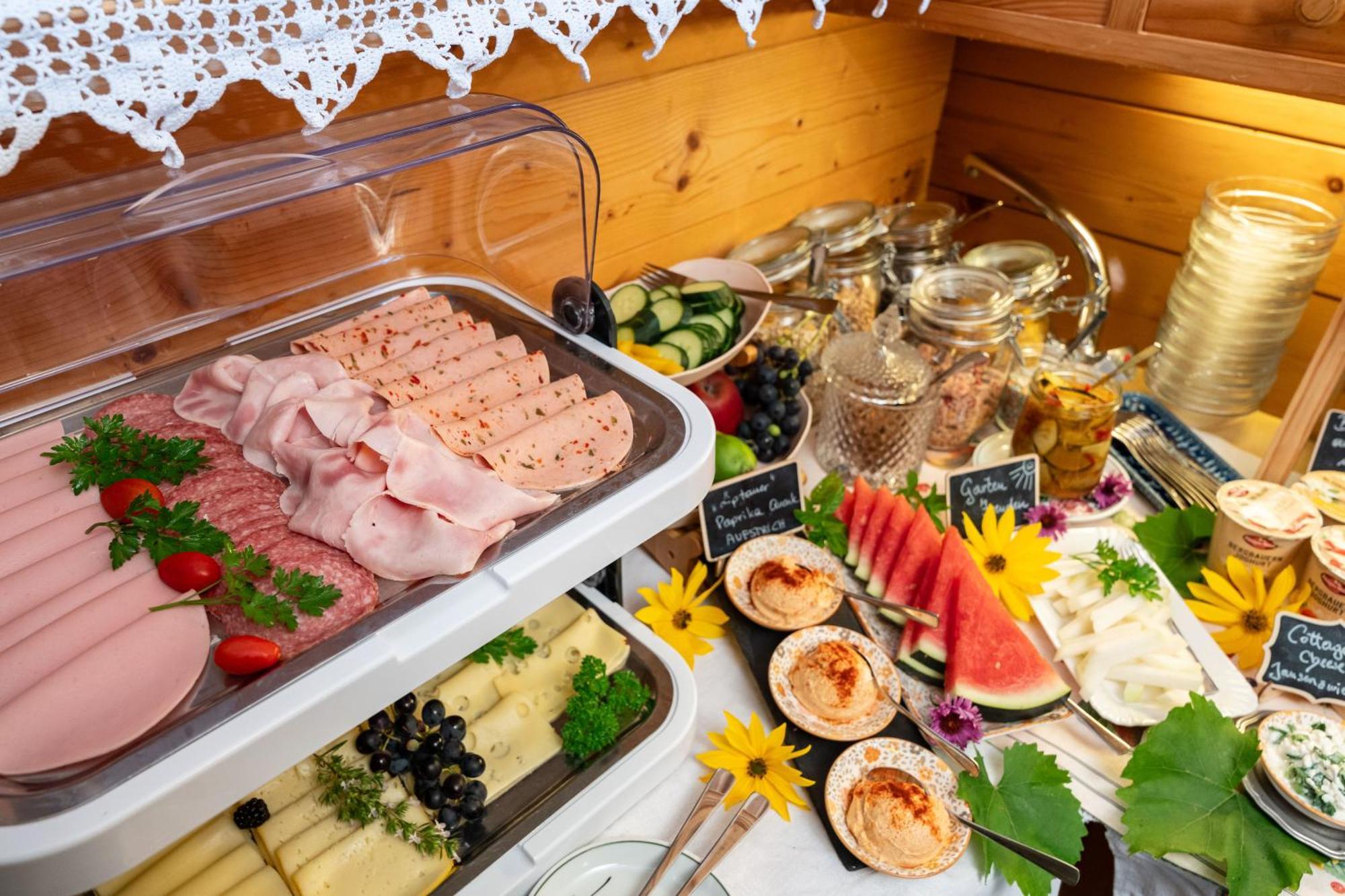 Fruehstueckspension Muellergut Sankt Martin bei Lofer Exterior foto